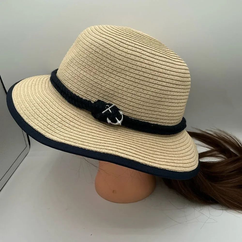 Talbots Women’s Beige Straw Sun Hat with Navy Trim and an anchor charm